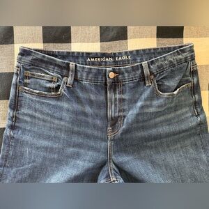 AE Stretch Curvy High-Waisted Stovepipe Jean